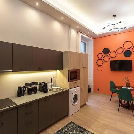 Apartment E12 Boutique